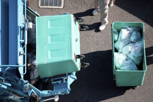 Professional flat clearance team in Camdentown